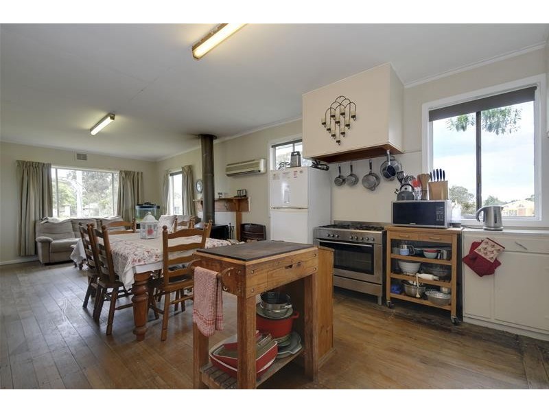 75 King Street, Toongabbie VIC 3856