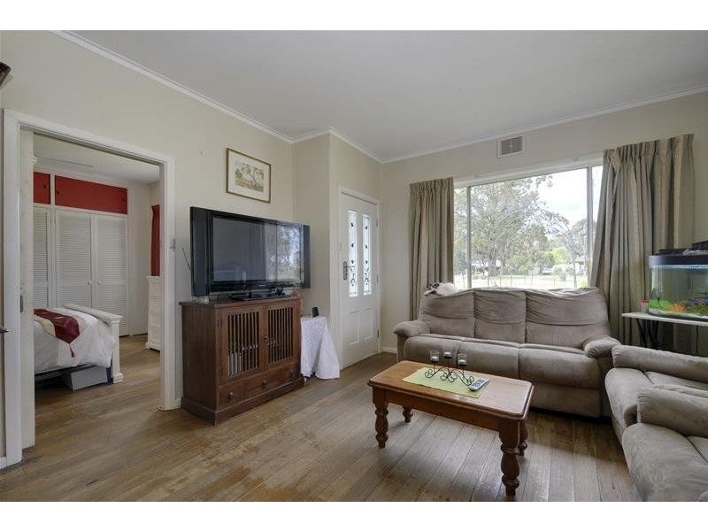 75 King Street, Toongabbie VIC 3856