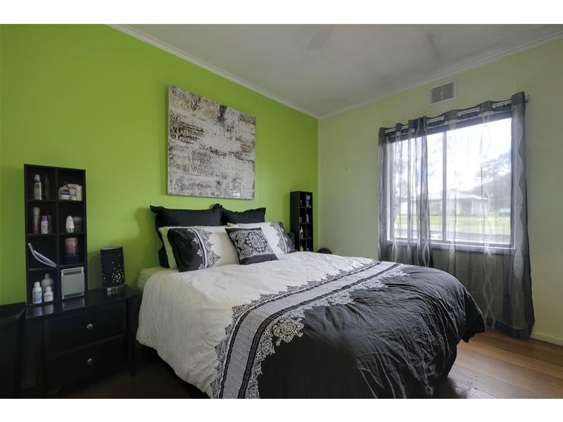 75 King Street, Toongabbie VIC 3856