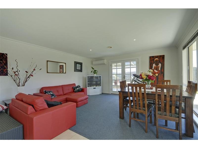 11 College Avenue, Traralgon VIC 3844