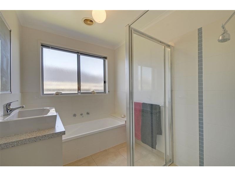 11 College Avenue, Traralgon VIC 3844