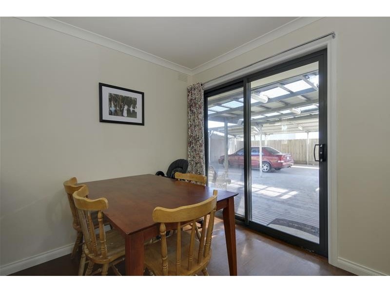 33 Sparks Lane, Toongabbie VIC 3856