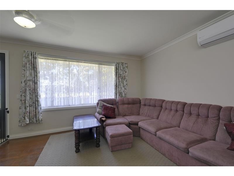 33 Sparks Lane, Toongabbie VIC 3856