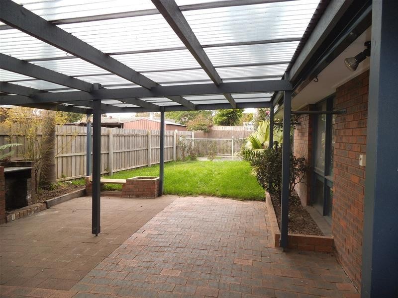 9 Rangeview Drive, Traralgon VIC 3844