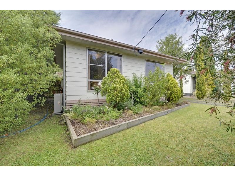 13 Dawson Street, Rosedale VIC 3847