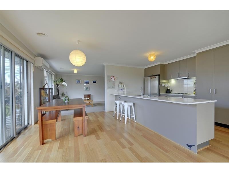 10 Newry Drive, Traralgon VIC 3844