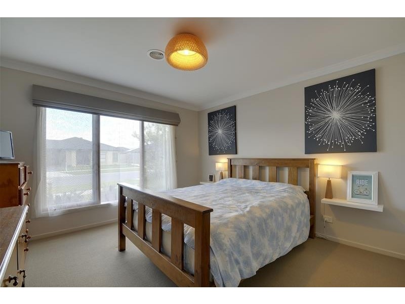 10 Newry Drive, Traralgon VIC 3844