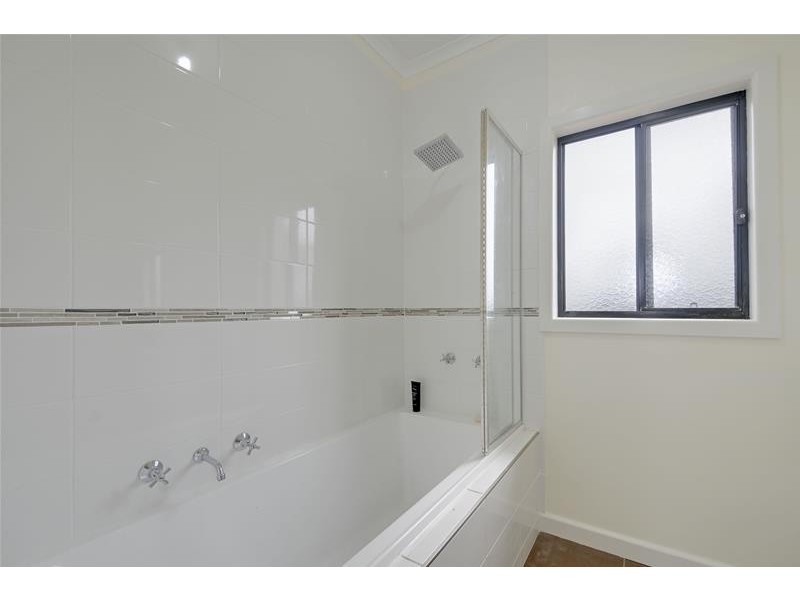 18 Chenhall Crescent, Traralgon VIC 3844