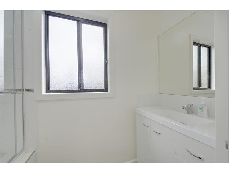 18 Chenhall Crescent, Traralgon VIC 3844