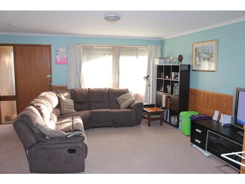 6 Gunyah Grove, Traralgon VIC 3844