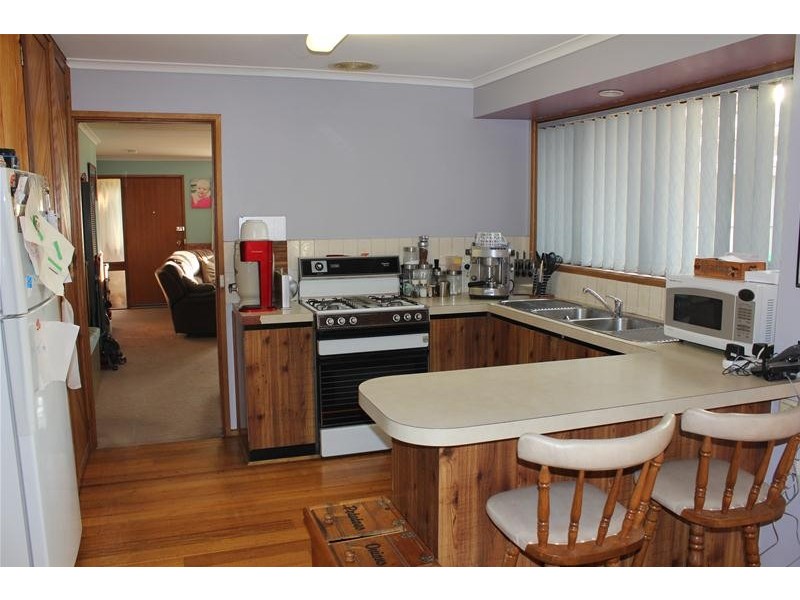 6 Gunyah Grove, Traralgon VIC 3844