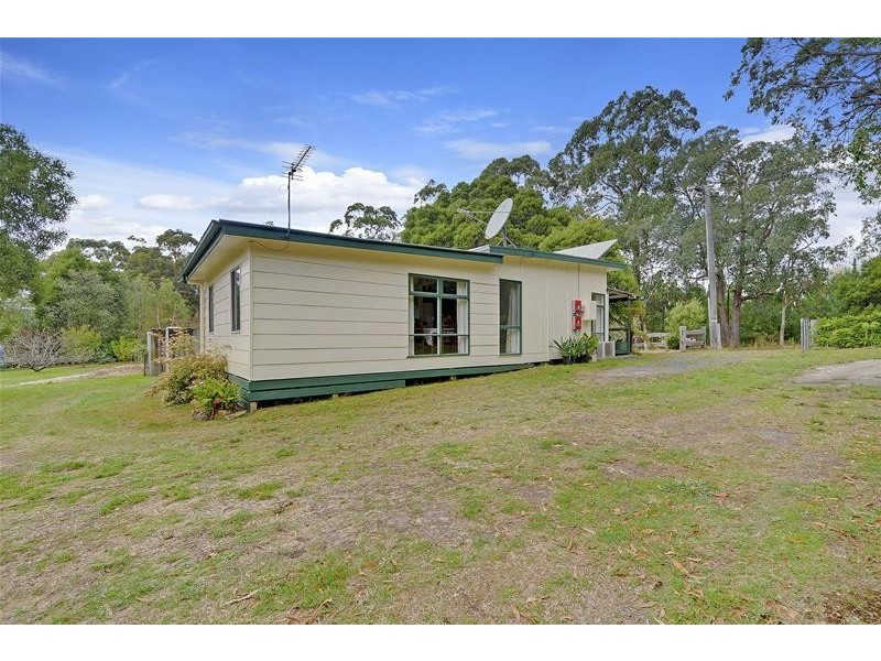 74 Old Carrajung Road, Carrajung VIC 3844