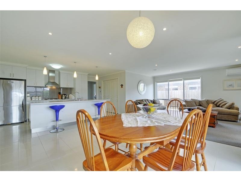 1 Carlow Court, Traralgon VIC 3844