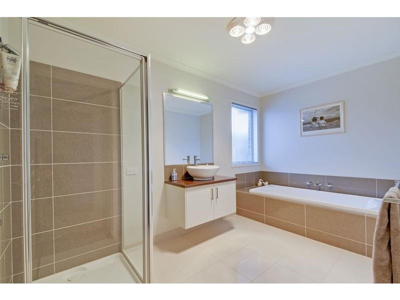 1 Carlow Court, Traralgon VIC 3844