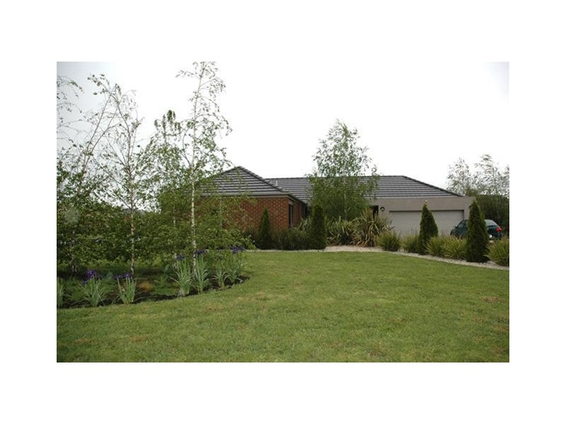 1 Lachlan Close, Traralgon VIC 3844