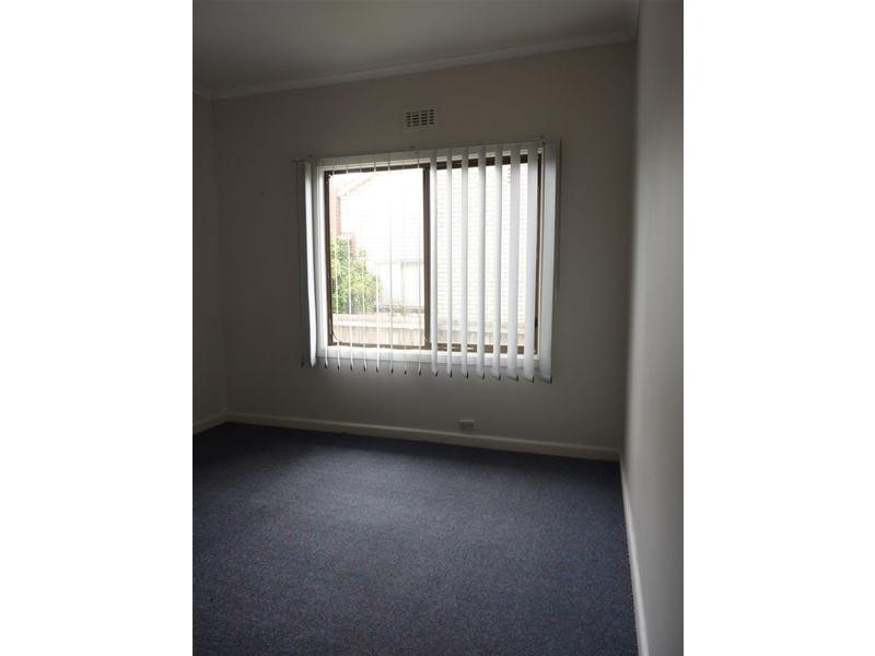 8 Donald Street, Morwell VIC 3840