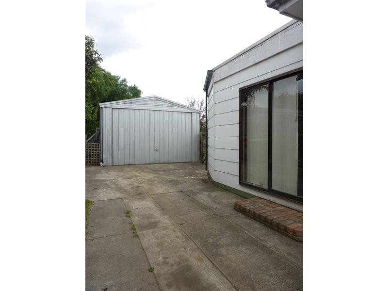 8 Donald Street, Morwell VIC 3840