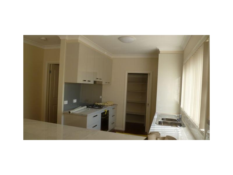 24 Roscommon Drive, Traralgon VIC 3844