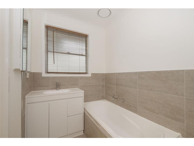 39 Hawthorn Crescent, Churchill VIC 3842