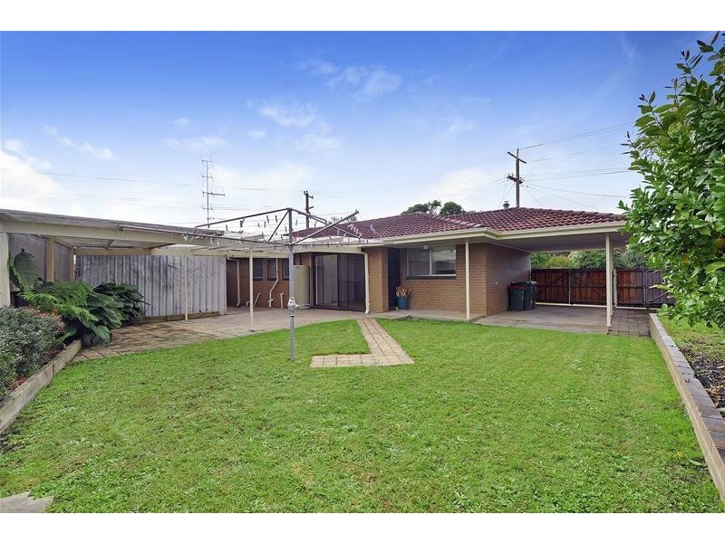 39 Hawthorn Crescent, Churchill VIC 3842