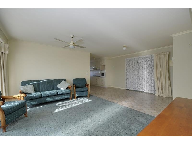 103 Vine Street, Mayfair Gardens, Traralgon VIC 3844