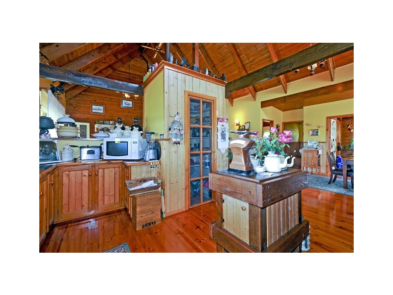 80 Boola Views Road, Tyers VIC 3844