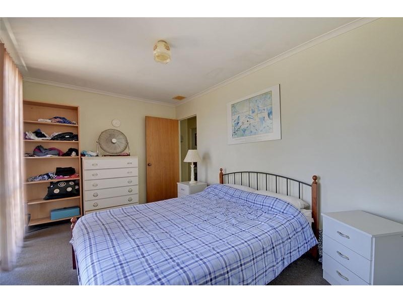 13 Beattie Crescent, Morwell VIC 3840