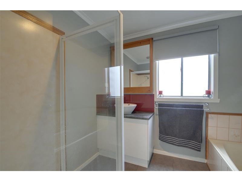 1 Griffiths Court, Traralgon VIC 3844