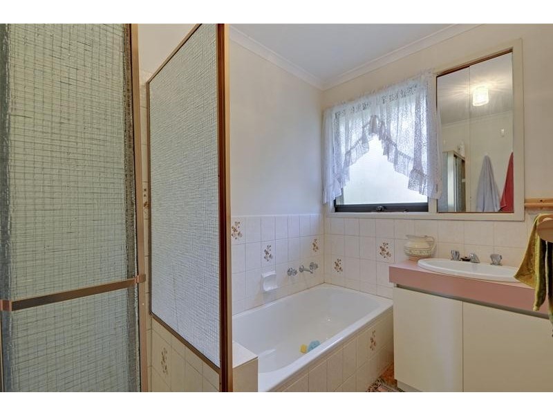 60 Stitchling Street, Carrajung VIC 3844