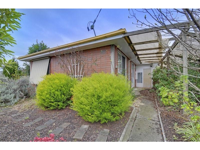 65 Maple Crescent, Churchill VIC 3842