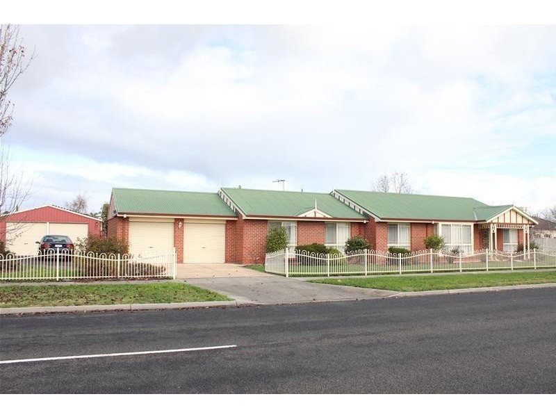 1 Chisholm Court, Traralgon VIC 3844