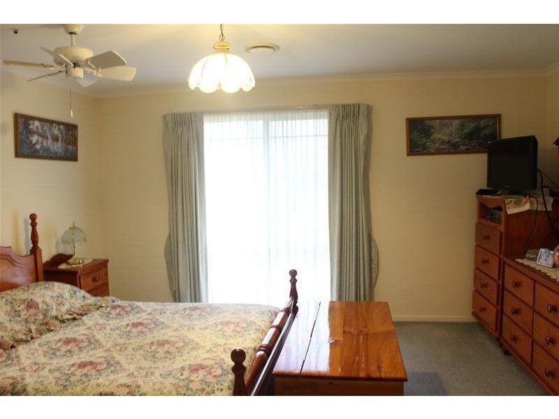 1 Chisholm Court, Traralgon VIC 3844