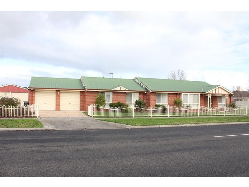 1 Chisholm Court, Traralgon VIC 3844