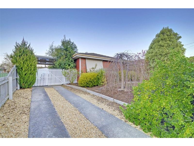 65 Maple Crescent, Churchill VIC 3842