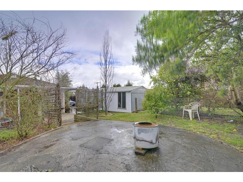 65 Maple Crescent, Churchill VIC 3842