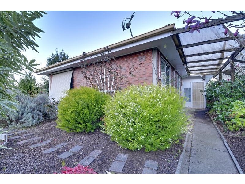 65 Maple Crescent, Churchill VIC 3842