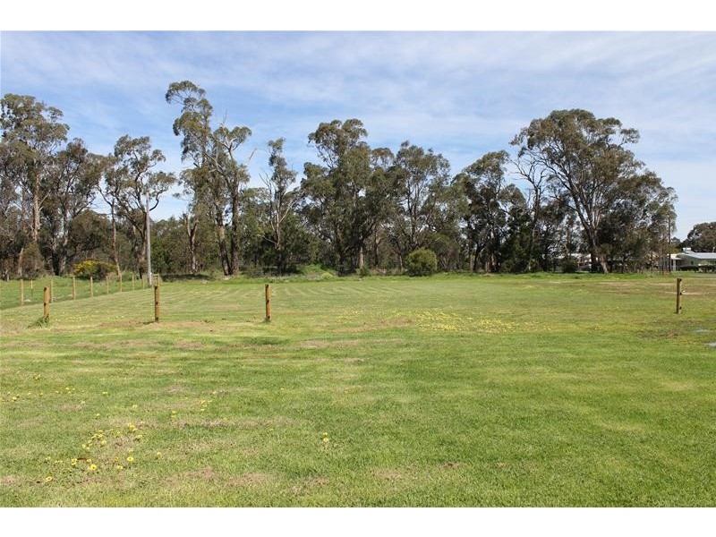 40-46 Stringers Road, Toongabbie VIC 3856