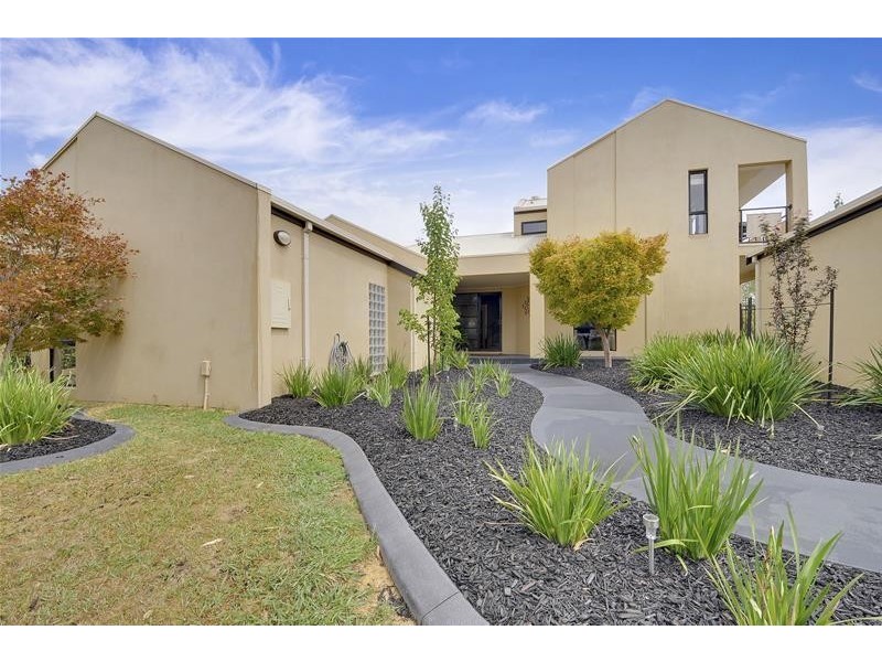 12 Nicholas Court, Traralgon VIC 3844