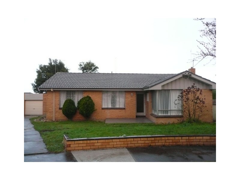 4 Keys Court, Traralgon VIC 3844