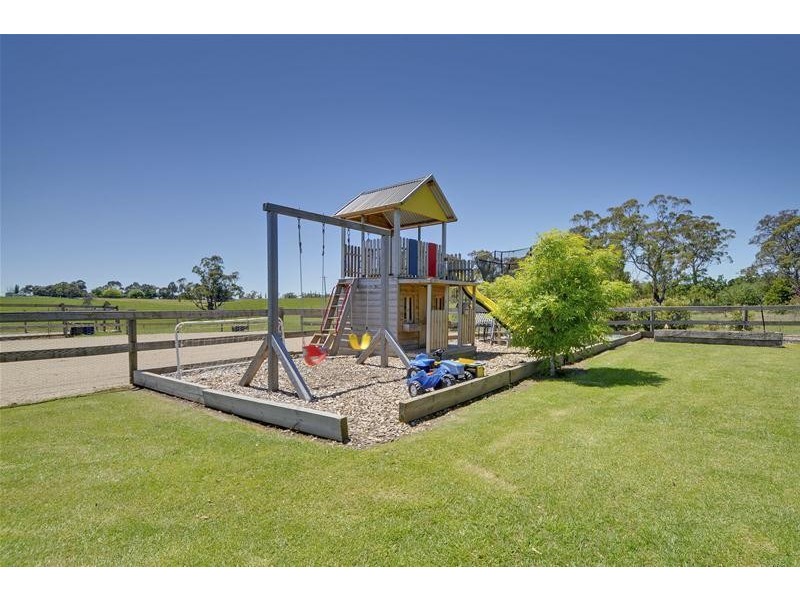 299 Church Road, Hazelwood North VIC 3840