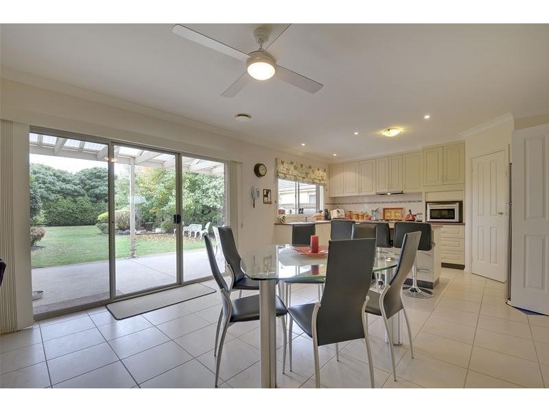 14 Blaxland Court, Traralgon VIC 3844