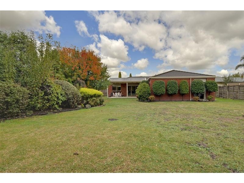 14 Blaxland Court, Traralgon VIC 3844