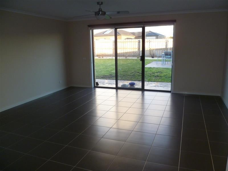 8 Tyrone Close, Traralgon VIC 3844