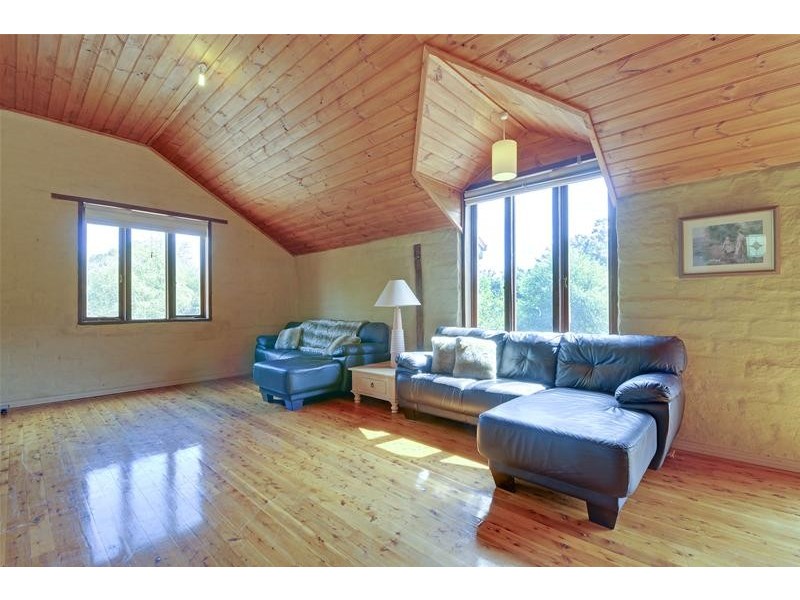 405 Glendonald Road, Hazelwood South VIC 3840