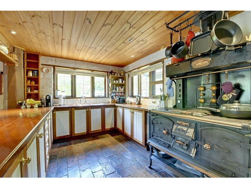 405 Glendonald Road, Hazelwood South VIC 3840