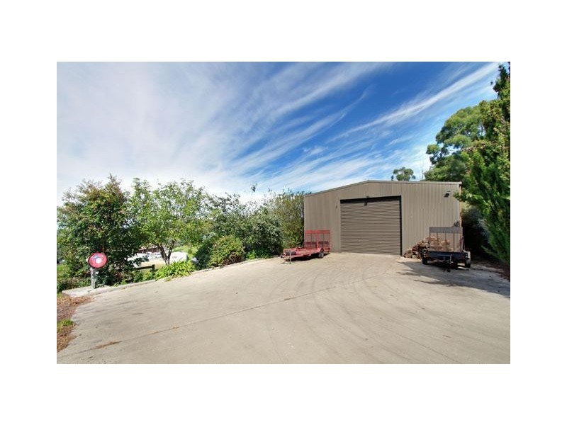 17 Boola Views Road, Tyers VIC 3844