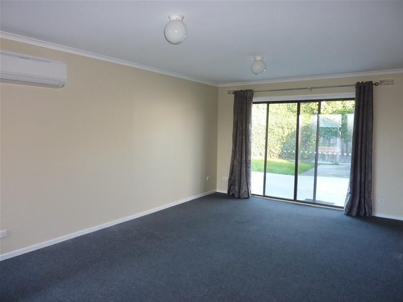 2/27 Gordon Street, Traralgon VIC 3844