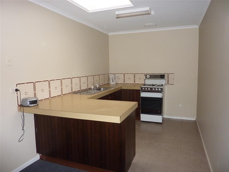 2/27 Gordon Street, Traralgon VIC 3844