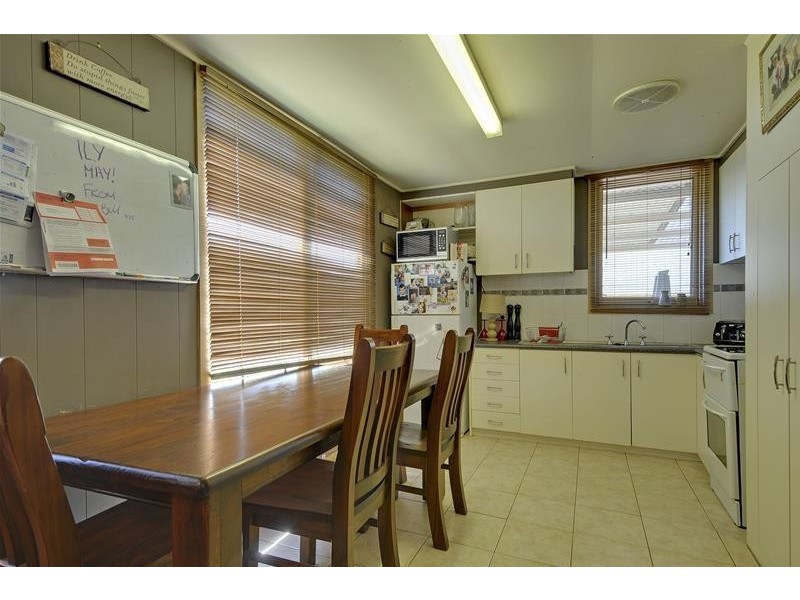 33 Retford Street, Newborough VIC 3825