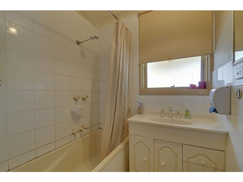33 Retford Street, Newborough VIC 3825